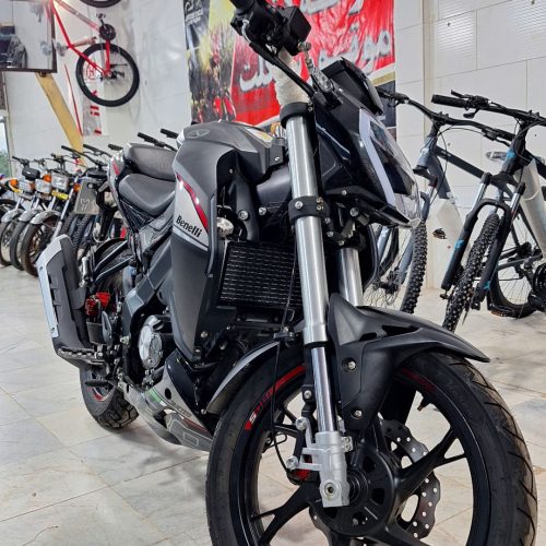 بنلی 180s صفر کیلومتر خشک