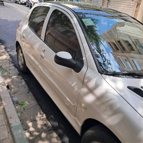 پژو ۲۰۶ مدل 1402