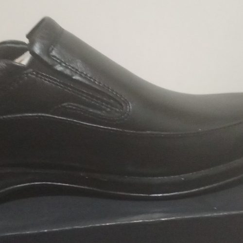 کفش چرم کاملا نو با کارتن  سایز 43