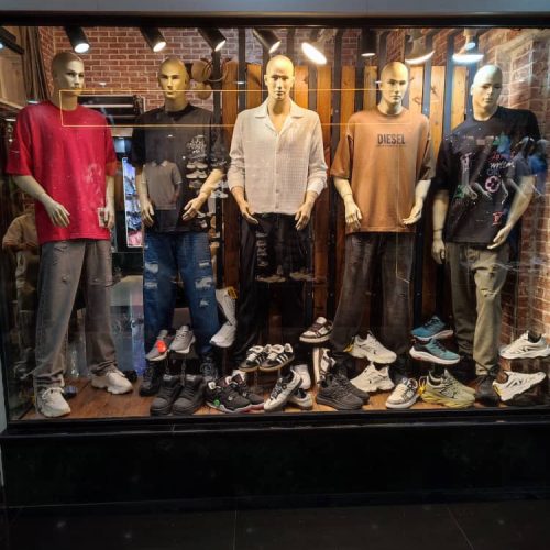 مانکن مردانه گراد و ساده