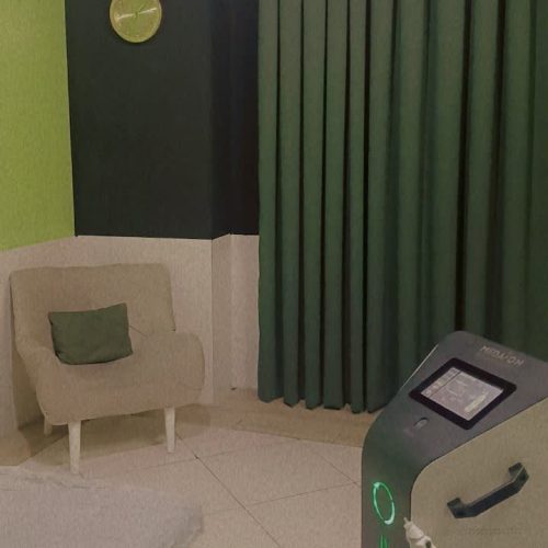 اجاره اتاق 12 متری از یک کلینیک فعال