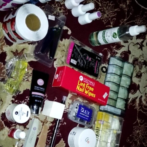 لوازم کاشت ناخن