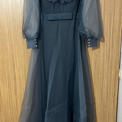 لباس مجلسی کاملا نو فقط یکبار پوشیده شده