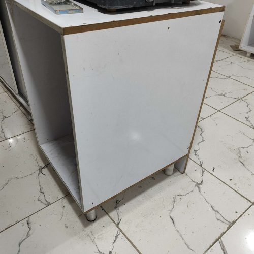 فروش کامپیوتر همراه میز