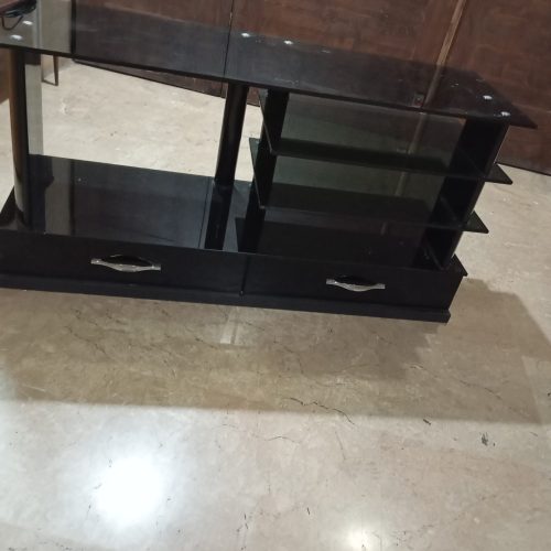 زیر تلوزیون