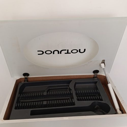 میزقاشق وچنگال