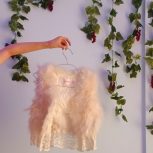 فروش لباس‌های زنانه و دخترانه درحد نو– قیمت مناسب