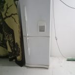 یخچال فریزر تمیز و کم کارکرد