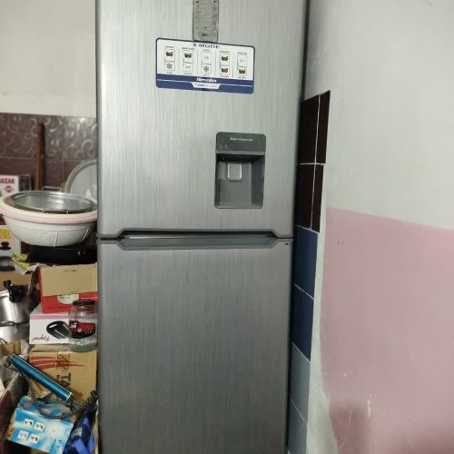 یخچال فریزر هیمالیا در حد نو