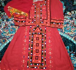 لباس بلوچی نوه هست