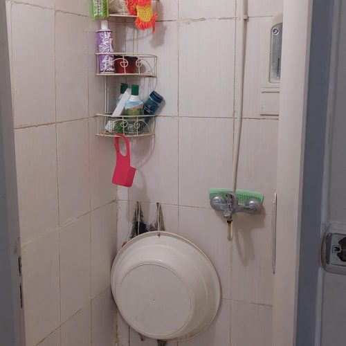 واحد در حصارک بالا خیابان امام حسین