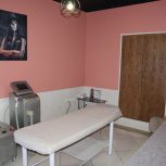 اجاره اتاق 12 متری از یک کلینیک فعال