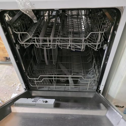 ماشین ظرفشویی وظرفشویی ودستگاه ھمه کاری برای شستشویی