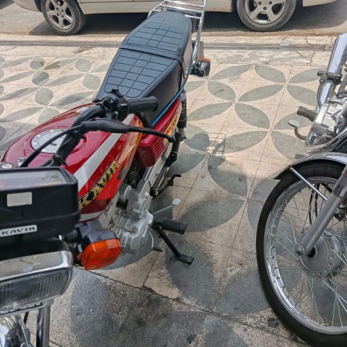 فروشی موتور سیکلت 200