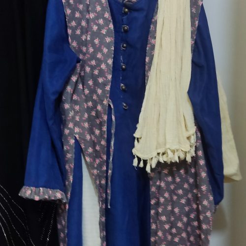 لباس و شومیز زنانه و دخترانه