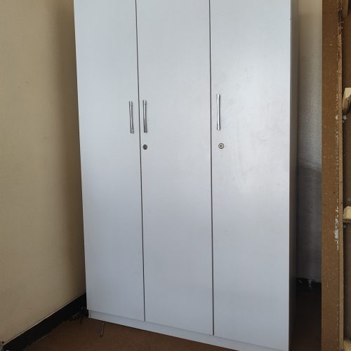 تخت دونفره با کمد