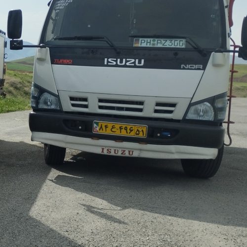 ایسوزو 8تن بدونه رنگ