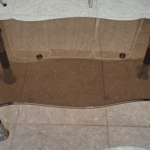 جلو مبلی شیشه ای