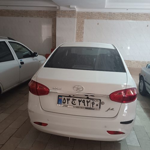 جک j4