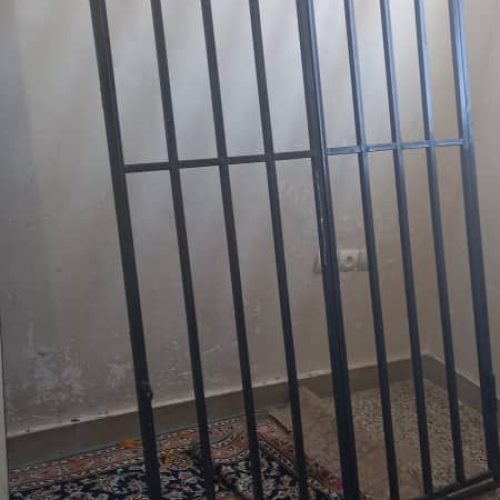 درب و محافظ درب