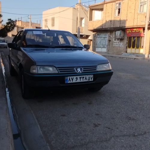 پژو405مدل93بی رنگ شاسیاپلمپ،،بیمه 11ماه،،لاستیکا100درصد،،لازرورق لازرورق،،