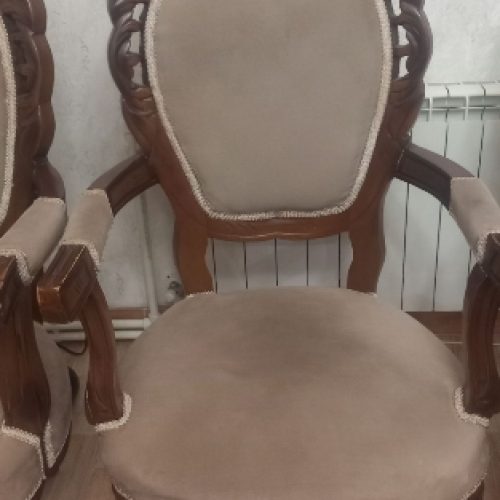 فروش بوفه و میز عسلی و مبل 9نفره سلطنتی