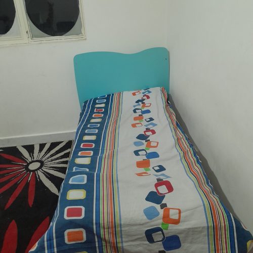 کمد لباس دو تیکه در حد نود و تخت خواب