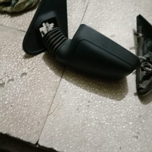 اینه بقل پژو