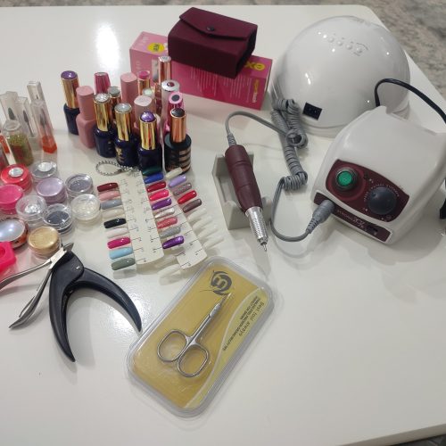 لوازم کاشت ناخن