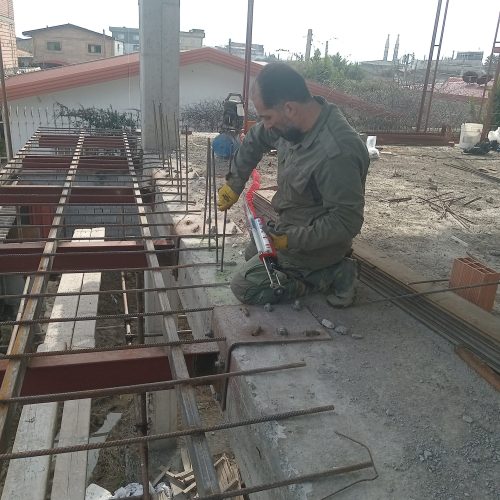 باز سازی ساختمان مسکونی و جوشکاری ونقاشی