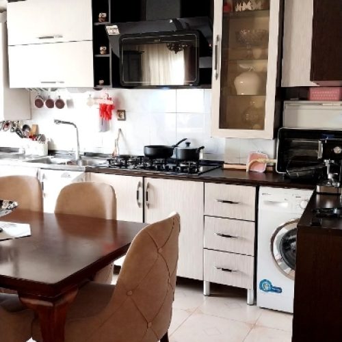 فروش آپارتمان دوخوابه در بلوار انصاری رشت سند تک‌برگ، وام‌دار، نورگیر