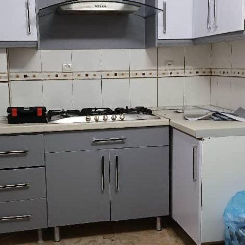 نصب حرفه ای برچسب کابینت