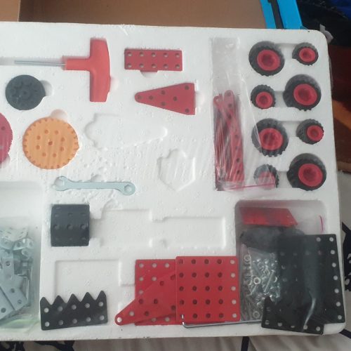 ساختنی های فلزی برند زیرک