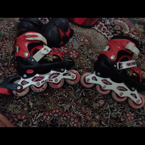 کفش اسکیت بچگانه