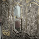 کمد ایستاده