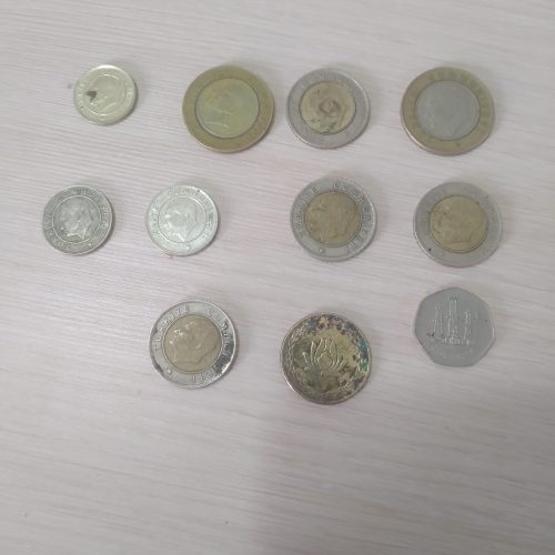 تعدادی سکه قدیمی