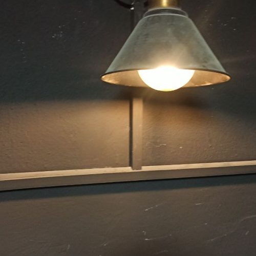 چراغ دیوار کوب با لامپ ادیسونی