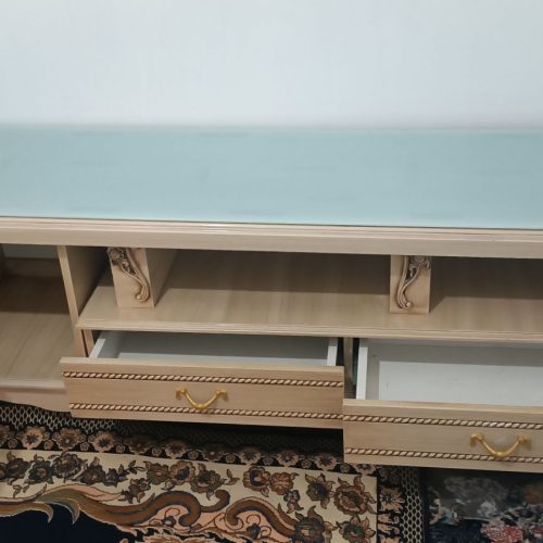 میز تلوزیون