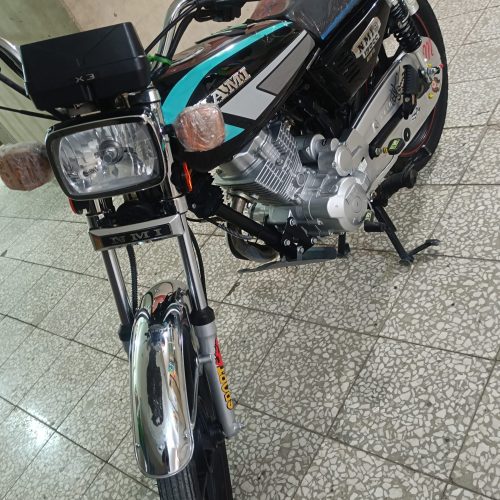 موتور نامی خشک خودم در آوردم دارای هدلایت و ریموت قطعات تزیینی هم زیاد انداختم در عکس معلومه