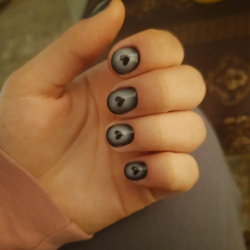 انجام انواع خدمات کاشت ناخن