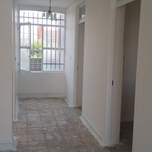 منزل دو طبقه در بست