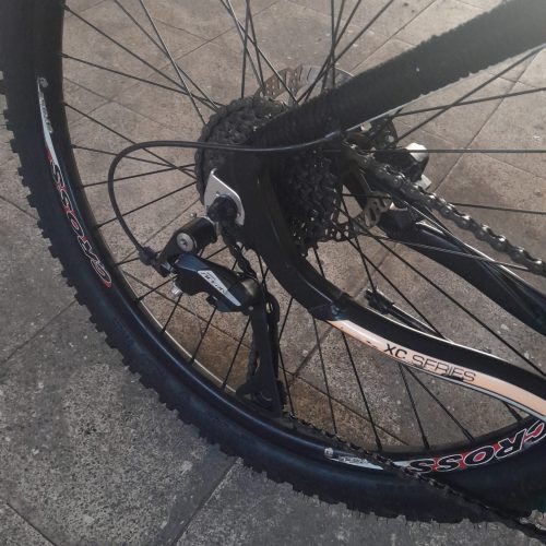 سلام.دوچرخه در حد نو دو ماه و نیم سه ماه کارکرد یه بار فقط تنظیم میخواد.