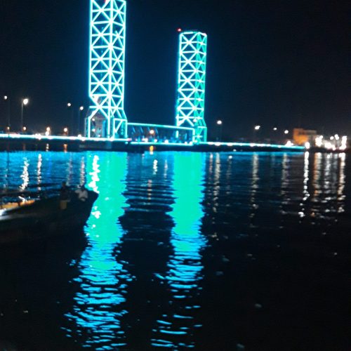 برقکار ماهر یا نیمه ماهر