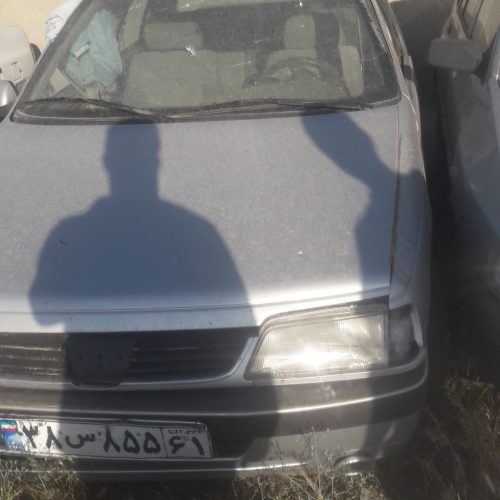 یک دستگاه پژو405