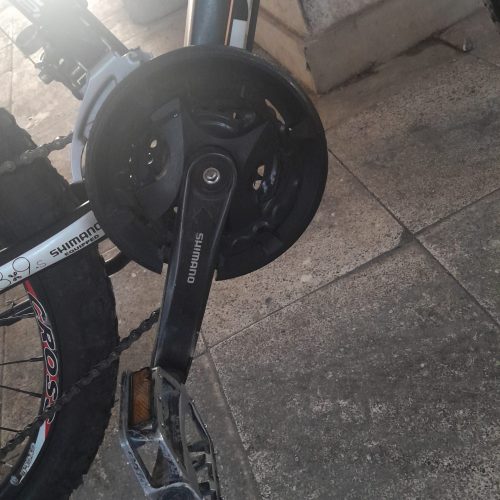 سلام.دوچرخه در حد نو دو ماه و نیم سه ماه کارکرد یه بار فقط تنظیم میخواد.