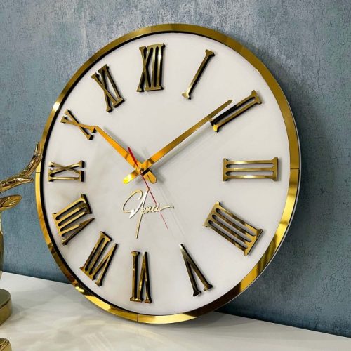 ساعت کارولاین