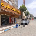 یک باب مغازه همراه قفسه رهن و اجاره فوری