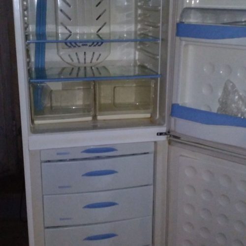 یخچال فریزه