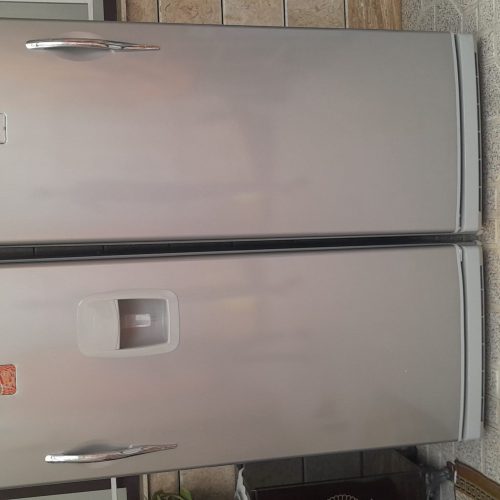 یخچال فریزر یخساران بدون برفک