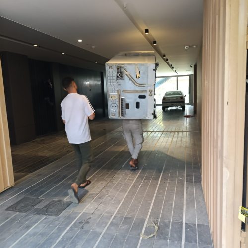 انی بار حمل تخصصی اثاثیه منزل،مبلمان وجهیزیه،،حمل کالای اداری وتجاری